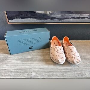 🆕 TOMS Classic Apricot Shimmer Palms